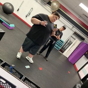 Meet your Posher, Manuel